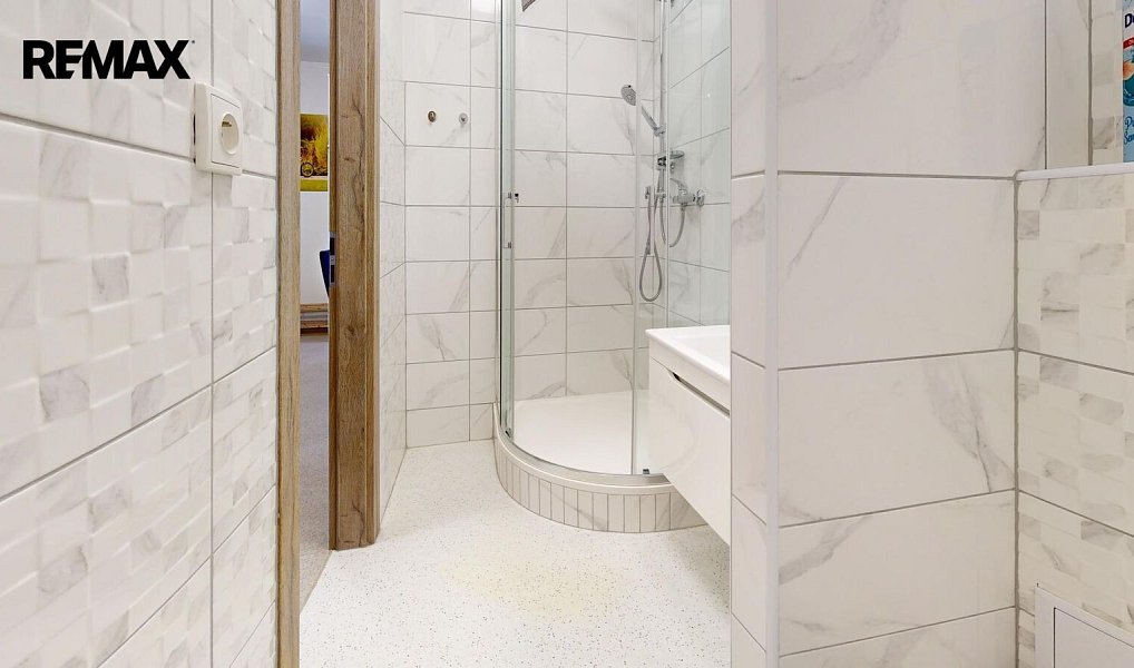 Prodej ubytovacího objektu 655 m², Dolní Dunajovice – náhled fotky 23