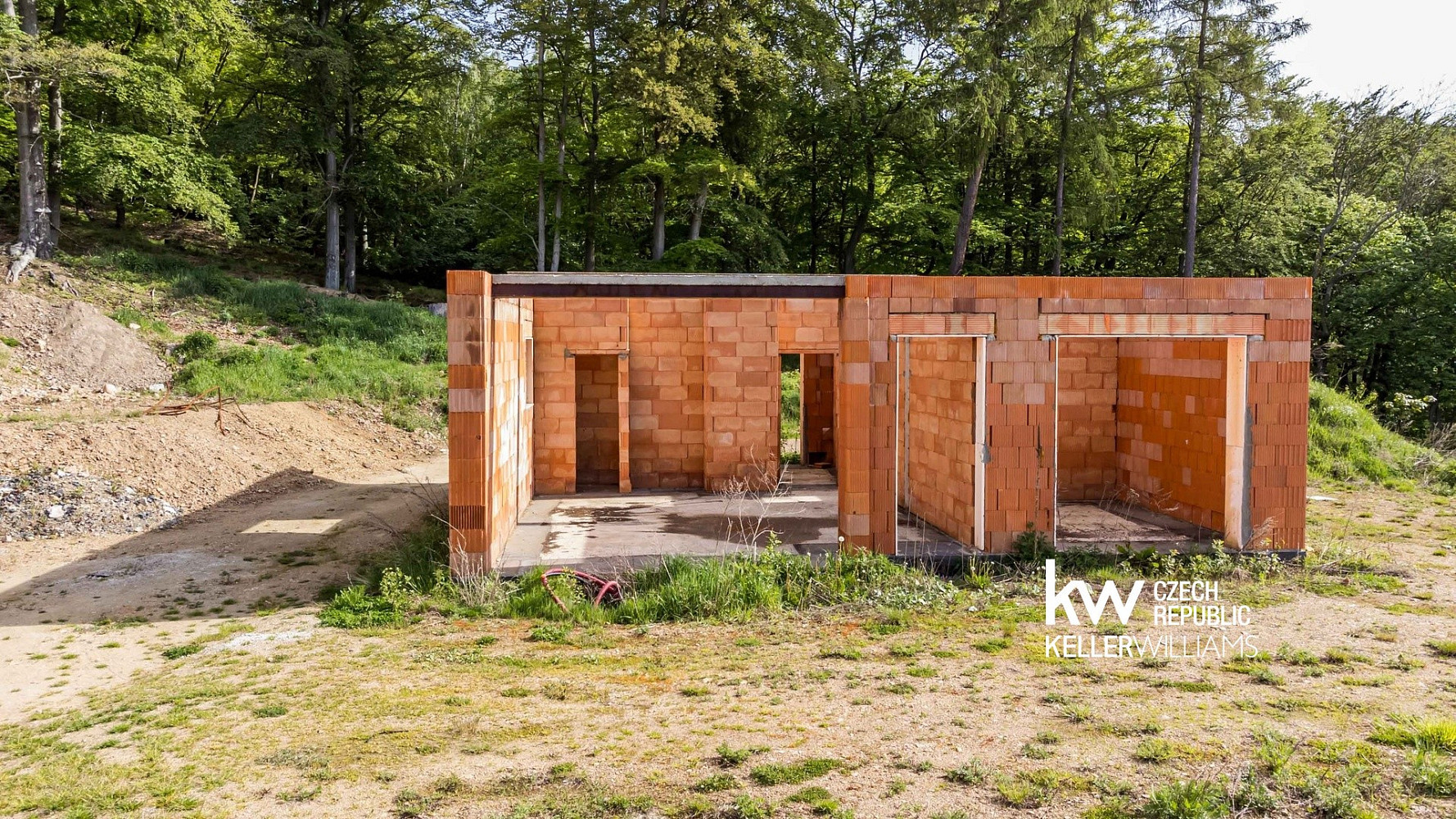 Prodej stavebního pozemku 1 731 m²