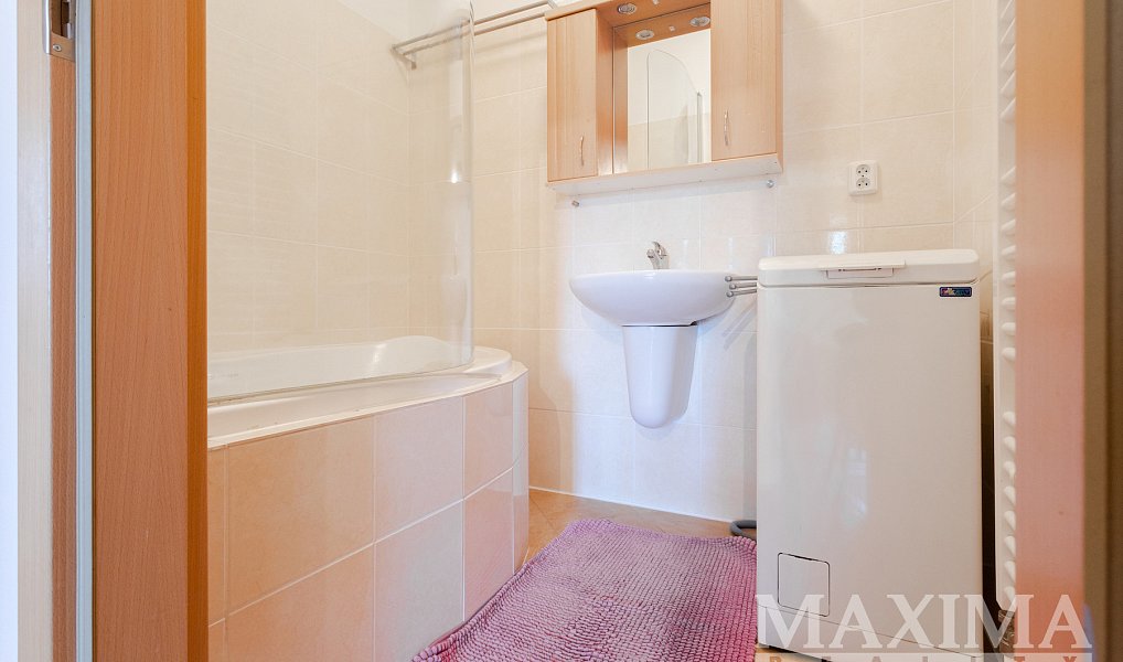 Pronájem bytu 3+1 75 m², Liberec – náhled fotky 11