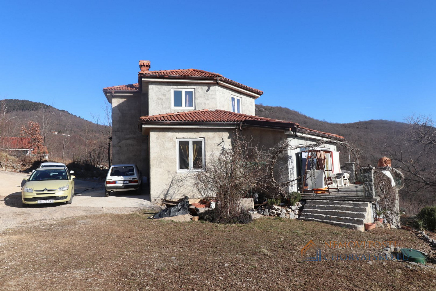 Prodej domu 200 m² s pozemkem 1 800 m² - Aanzicht 5