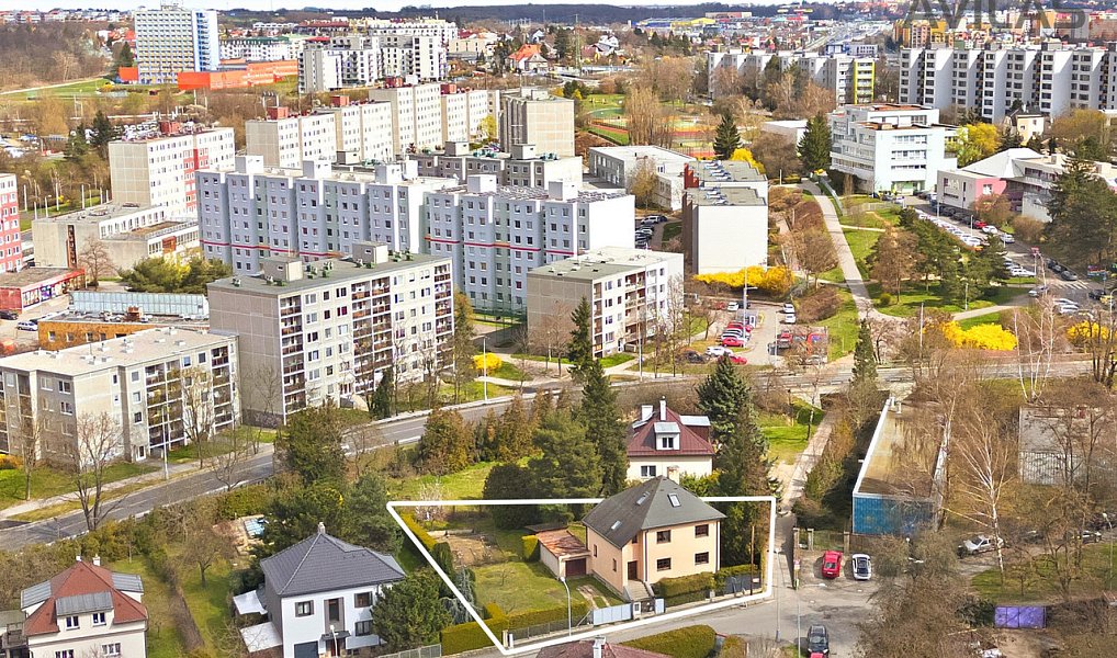 Prodej domu 269 m² s pozemkem 1 084 m², Praha – náhled fotky 29