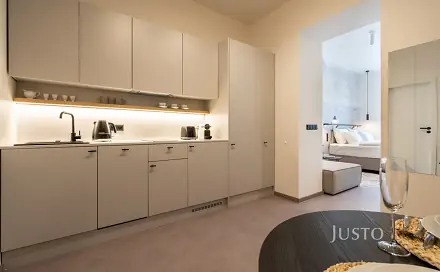 Prodej bytu 1+kk 27 m², Prvního pluku, Praha 8 - Karlín