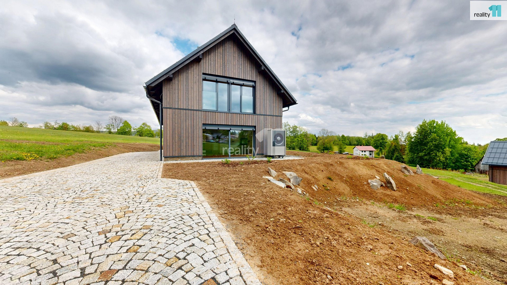Prodej domu 129 m² s pozemkem 497 m² – fotografie 3