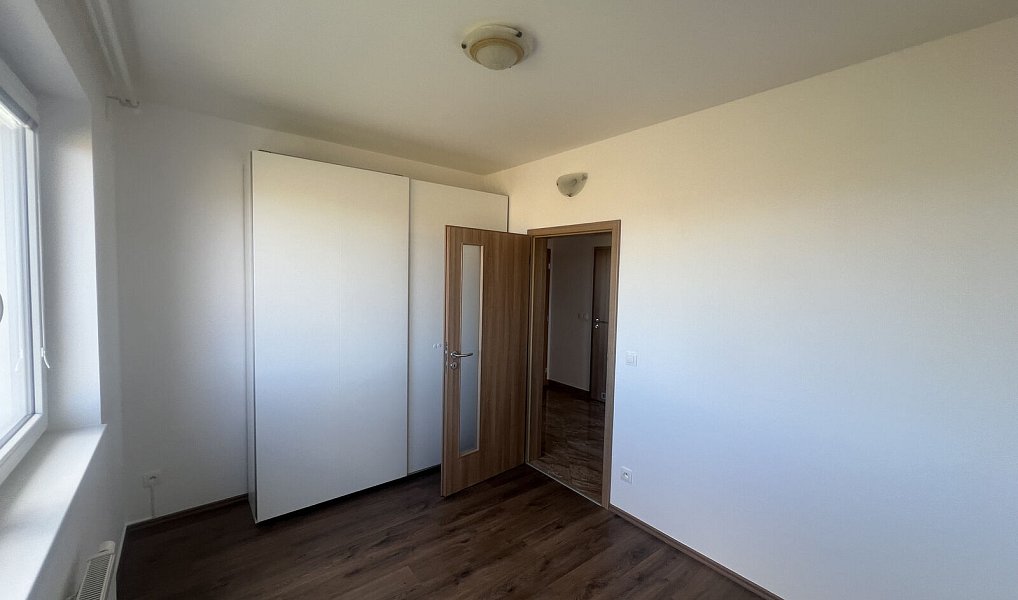 Pronájem bytu 4+kk 85 m², Praha – náhled fotky 13