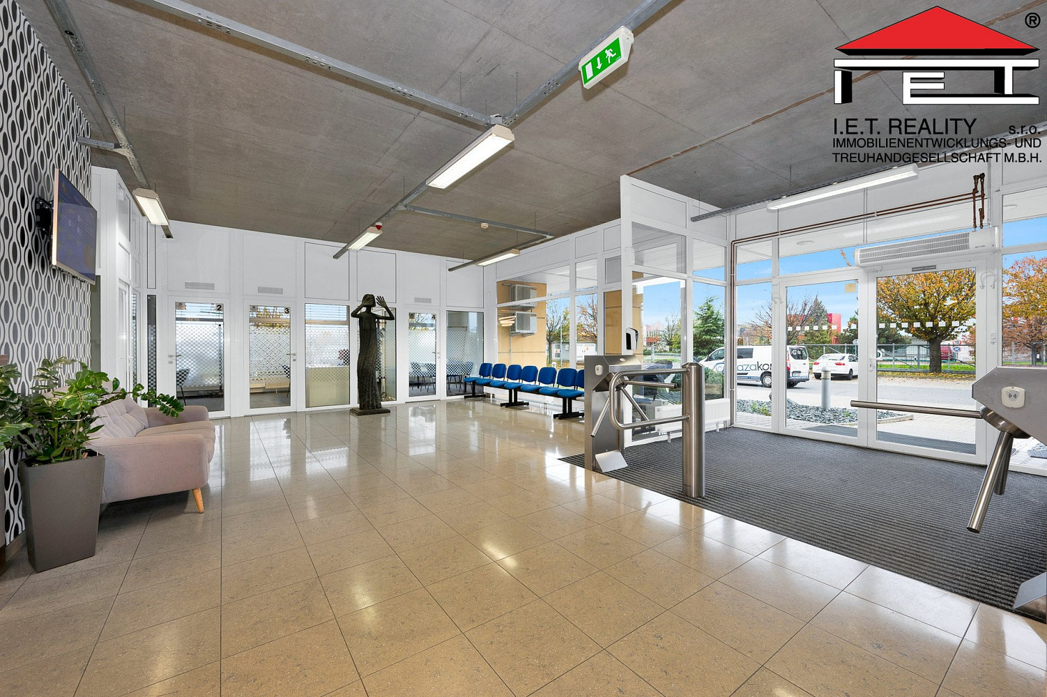 Pronájem kanceláře 2 481 m² – fotografie 4