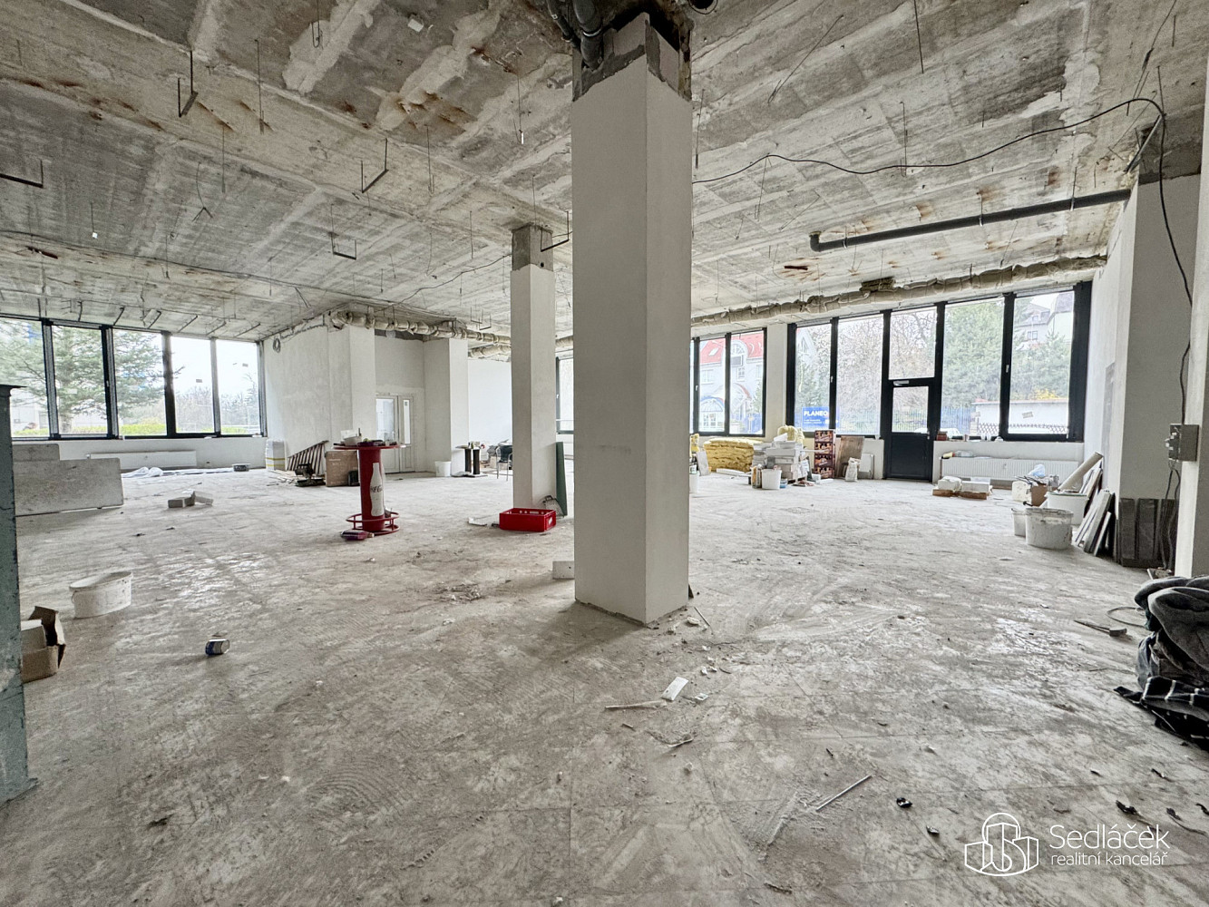 Pronájem obchodních prostor 350 m² – fotografie 5