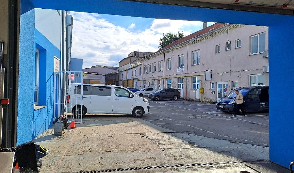 K pronájmu garáž, sklad, obchodní prostor kousek od centra Brna, Brno – náhled fotky 5