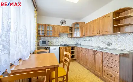 Prodej bytu 3+1 76 m², Brožovského, Slaný, okres Kladno
