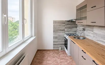 Pronájem bytu 2+1 51 m², Zahradní, Chomutov