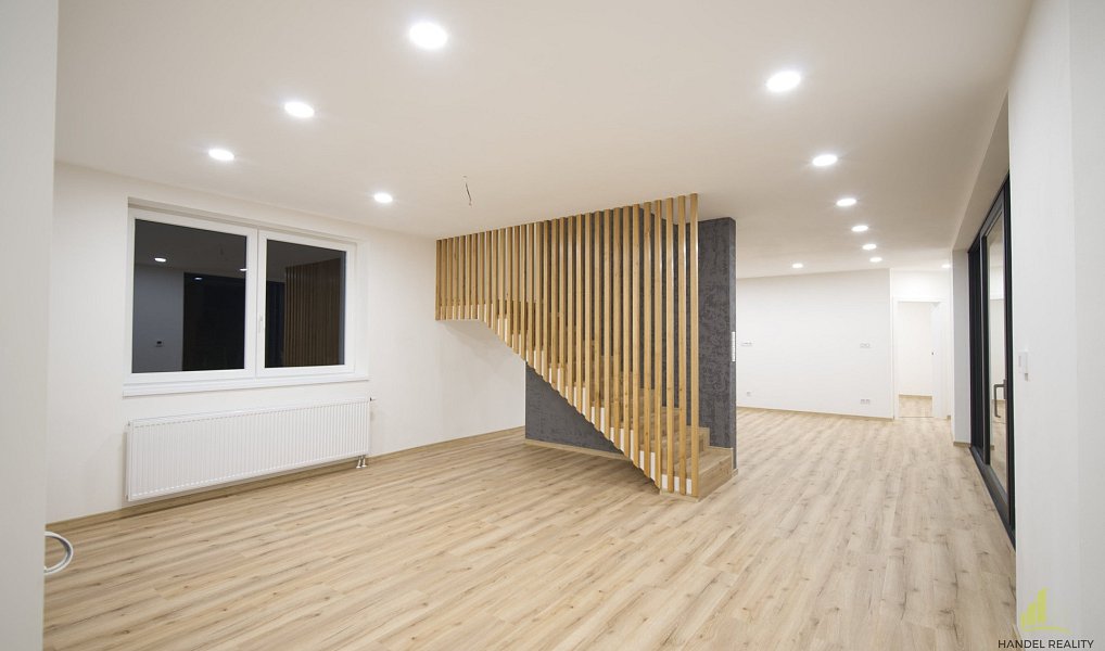 Prodej domu 284 m² s pozemkem 826 m², Horní Poříčí – náhled fotky 3