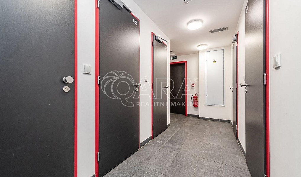 Prodej bytu 2+kk 63 m², Liberec – náhled fotky 22
