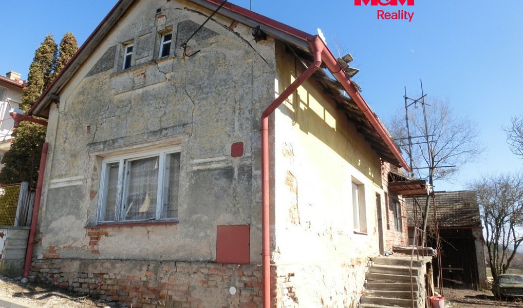 Prodej domu 25 m² s pozemkem 707 m², Dobrovice – fotka 1 z 6
