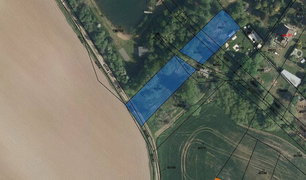 Prodej zahrady 143 m², Hradec Králové – fotka 1 z 3