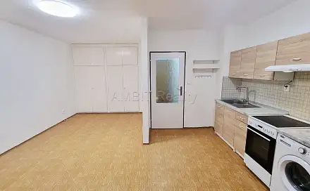 Pronájem bytu 1+kk 30 m²