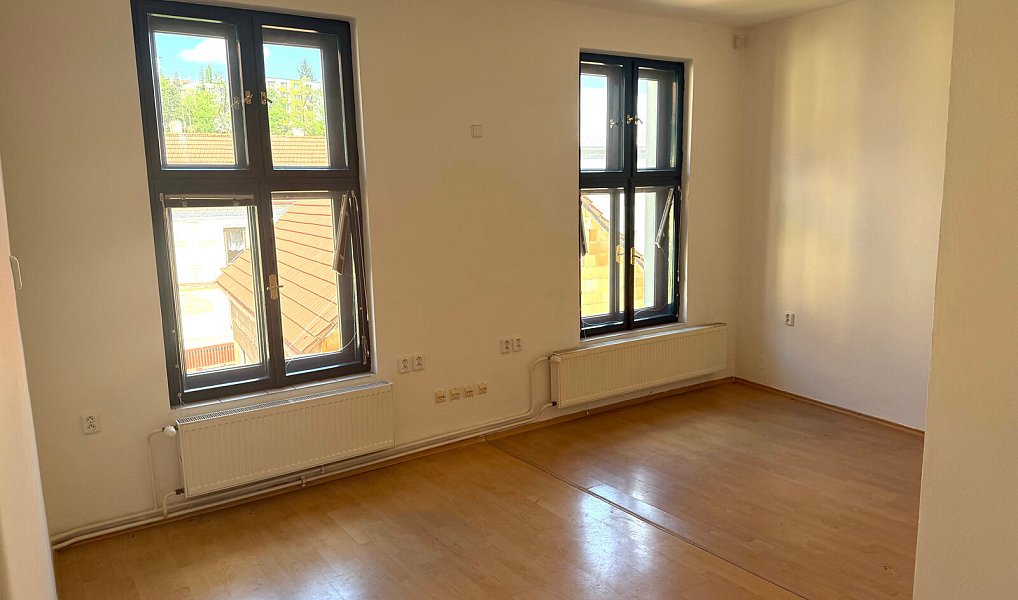 Prodej domu 240 m² s pozemkem 280 m², Třebíč – náhled fotky 5