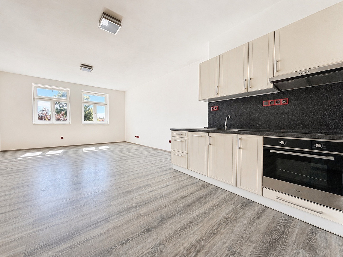 Pronájem bytu 2+kk 43 m²