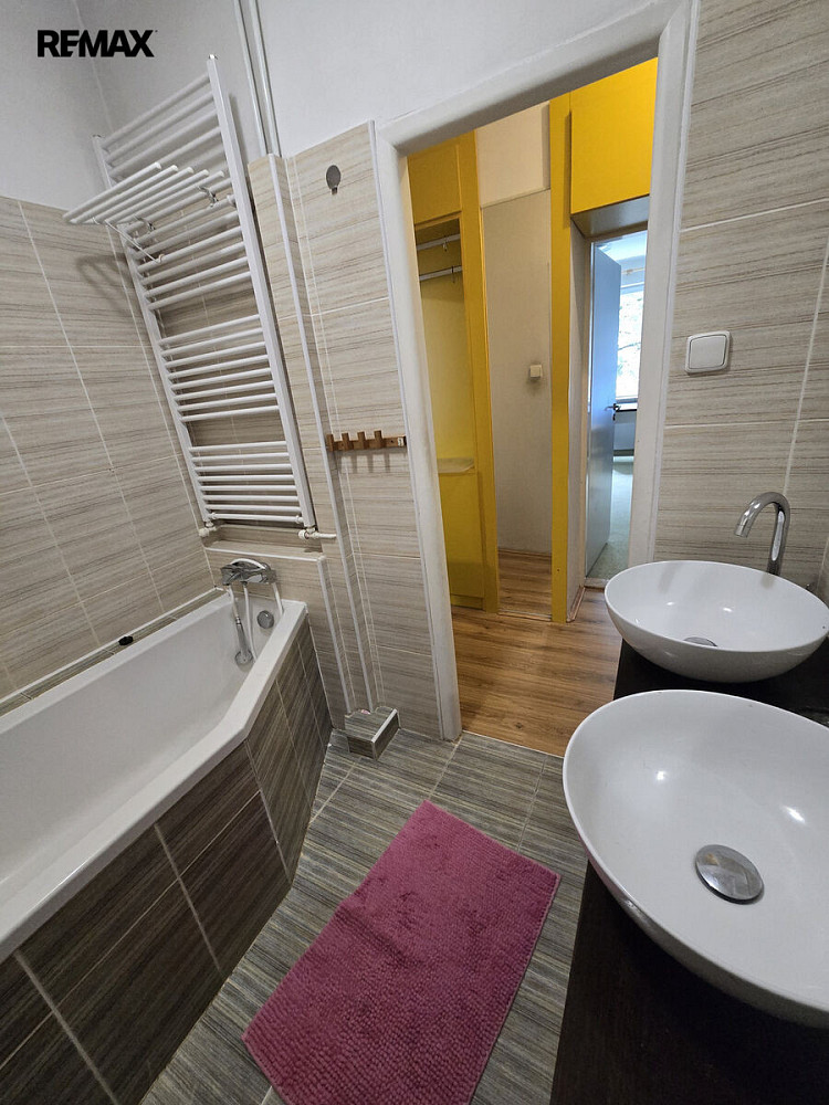 Pronájem bytu 4+1 75 m² – fotografie 4