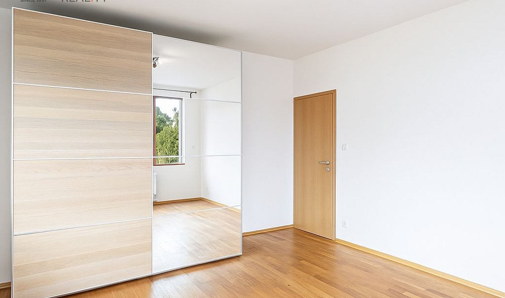 Prodej domu 200 m² s pozemkem 408 m², Praha – náhled fotky 9