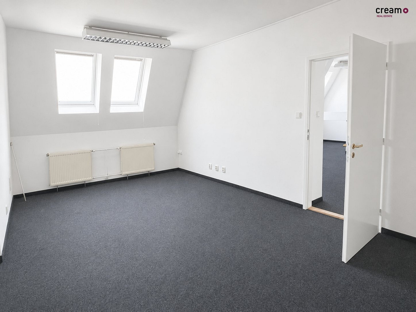 Pronájem kanceláře 21 m² — photo 4