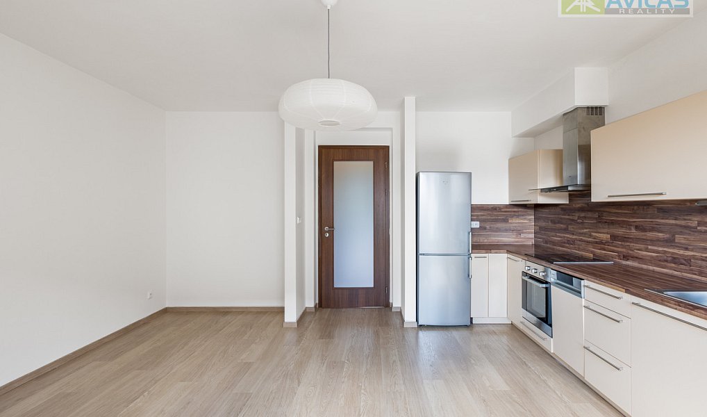 Pronájem bytu 2+kk 42 m², Benešov – náhled fotky 2
