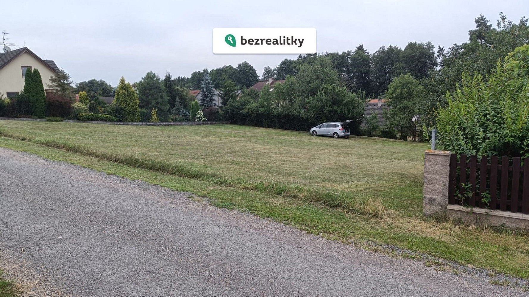 Prodej stavebního pozemku 1 203 m²
