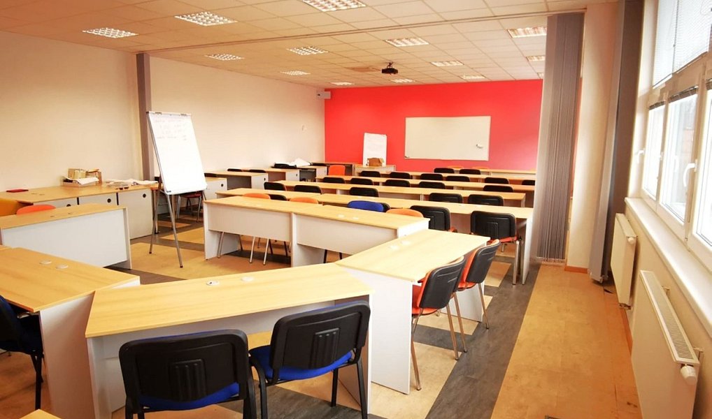 Pronájem kanceláře 320 m², Jihlava – náhled fotky 2