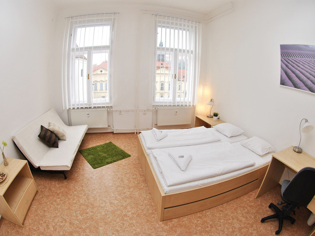 Pronájem pokoje 75 m² — photo 2