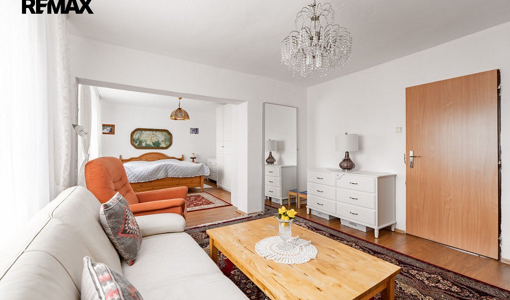 Prodej domu 328 m² s pozemkem 758 m², Vejprty – náhled fotky 38