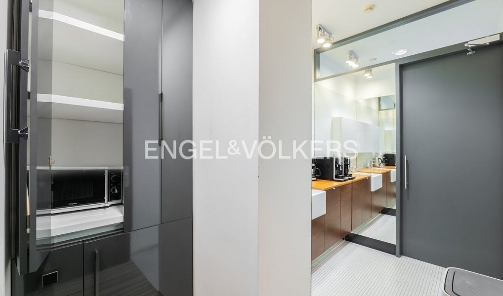 Pronájem kanceláře 282 m², Praha – náhled fotky 9