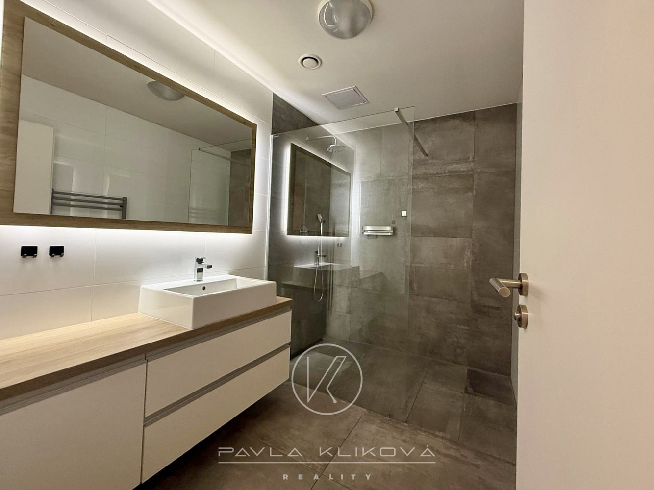 Pronájem bytu 2+kk 54 m² — photo 4