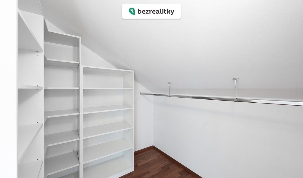 Prodej domu 198 m² s pozemkem 641 m², Praha – náhled fotky 16