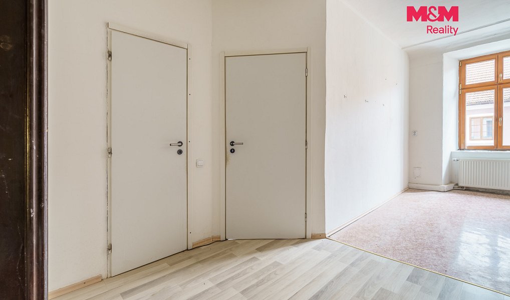 Prodej domu 260 m² s pozemkem 266 m², Kadaň – náhled fotky 6