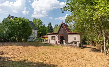 Prodej chaty/chalupy 35 m² s pozemkem 739 m², Hadovitá, Kamenice - Skuheř, okres Praha-východ