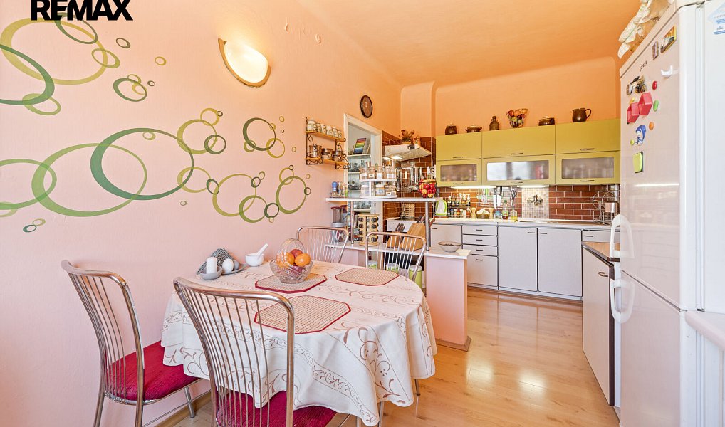 Prodej domu 150 m² s pozemkem 317 m², Jindřichův Hradec – náhled fotky 2