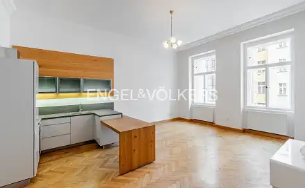 Pronájem bytu 2+kk 60 m²
