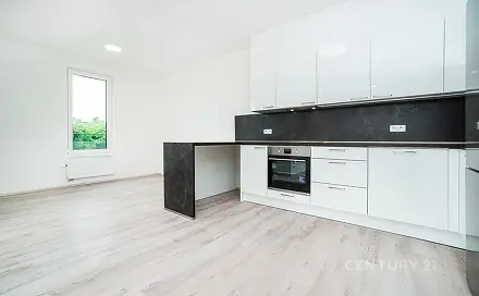 Pronájem bytu 3+kk 87 m², Ondrákové, Praha 5 - Hlubočepy