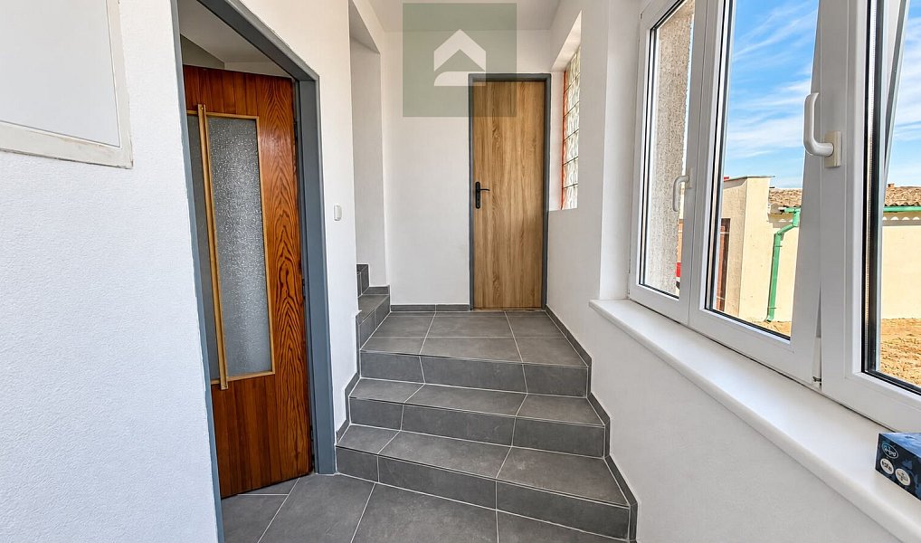 Pronájem bytu 1+1 32 m², Plzeň – náhled fotky 9