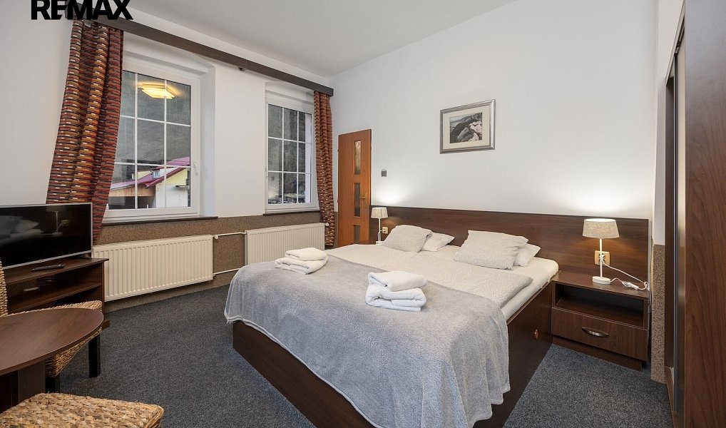 Prodej ubytovacího objektu 435 m², Hřensko – náhled fotky 27