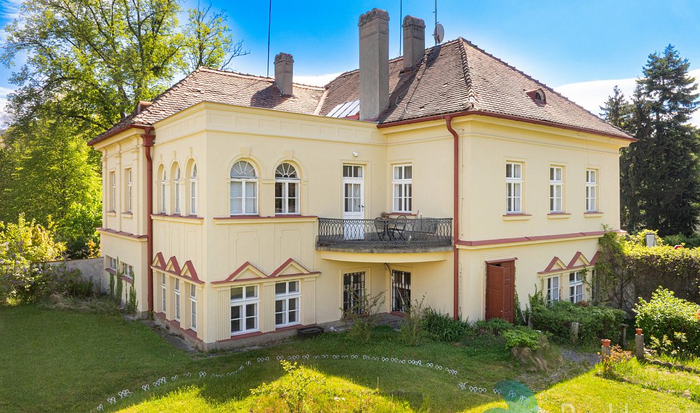 Prodej domu 322 m² s pozemkem 2 633 m², Jindřichův Hradec – náhled fotky 26