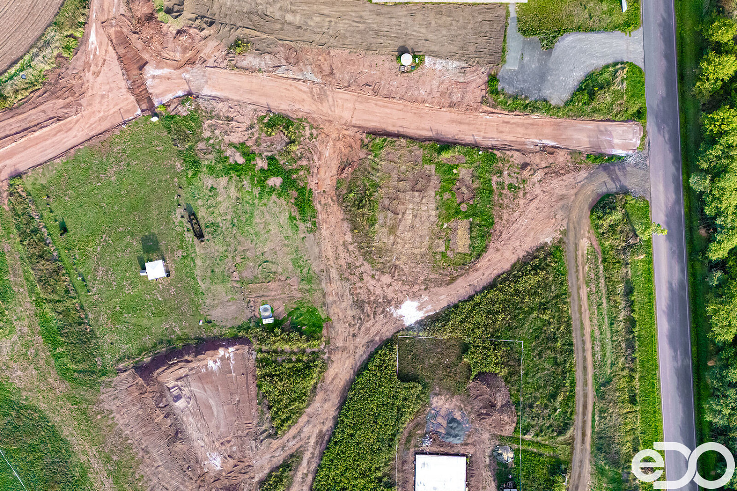 Prodej stavebního pozemku 855 m² – fotografie 2