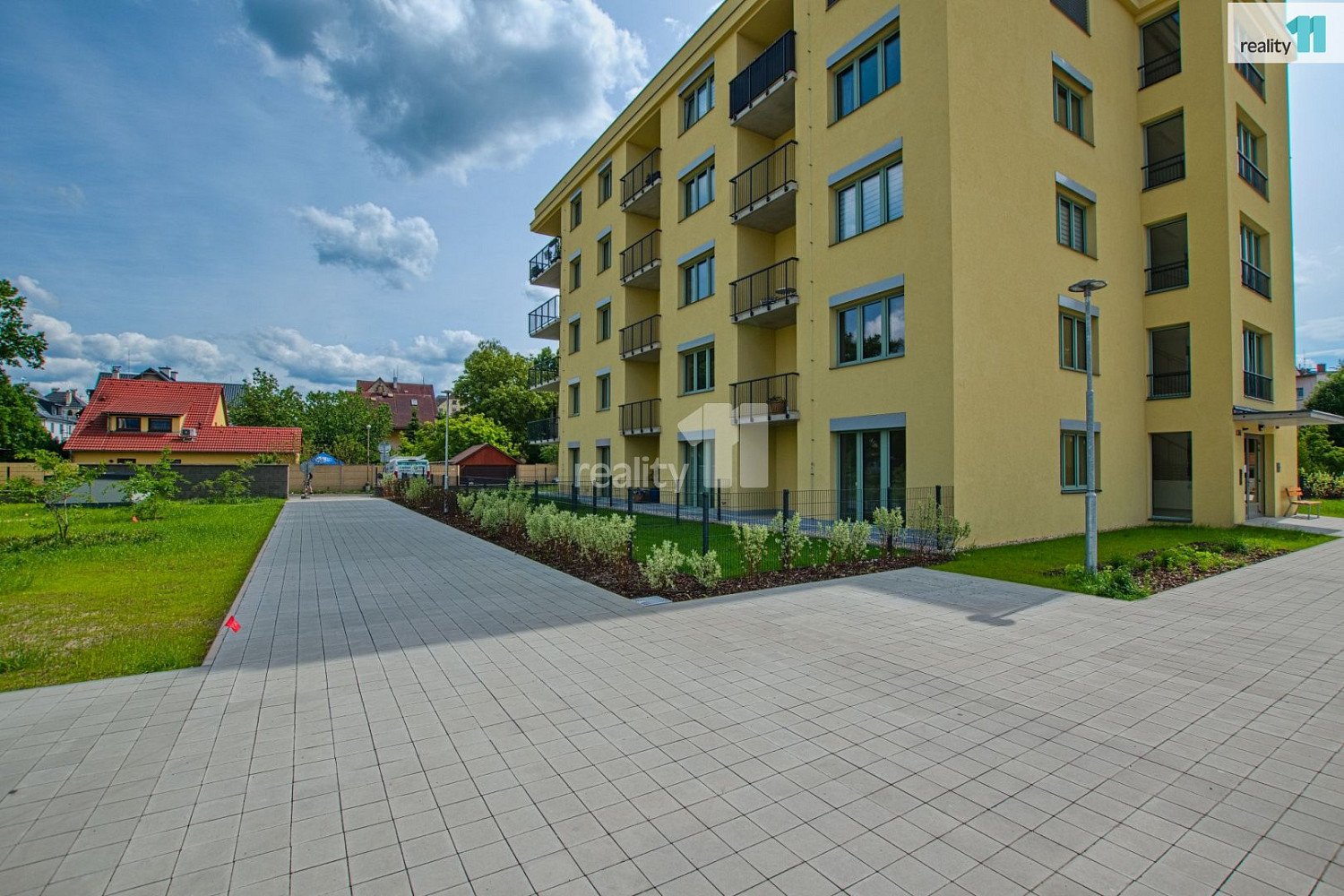 Pronájem bytu 2+kk 69 m²