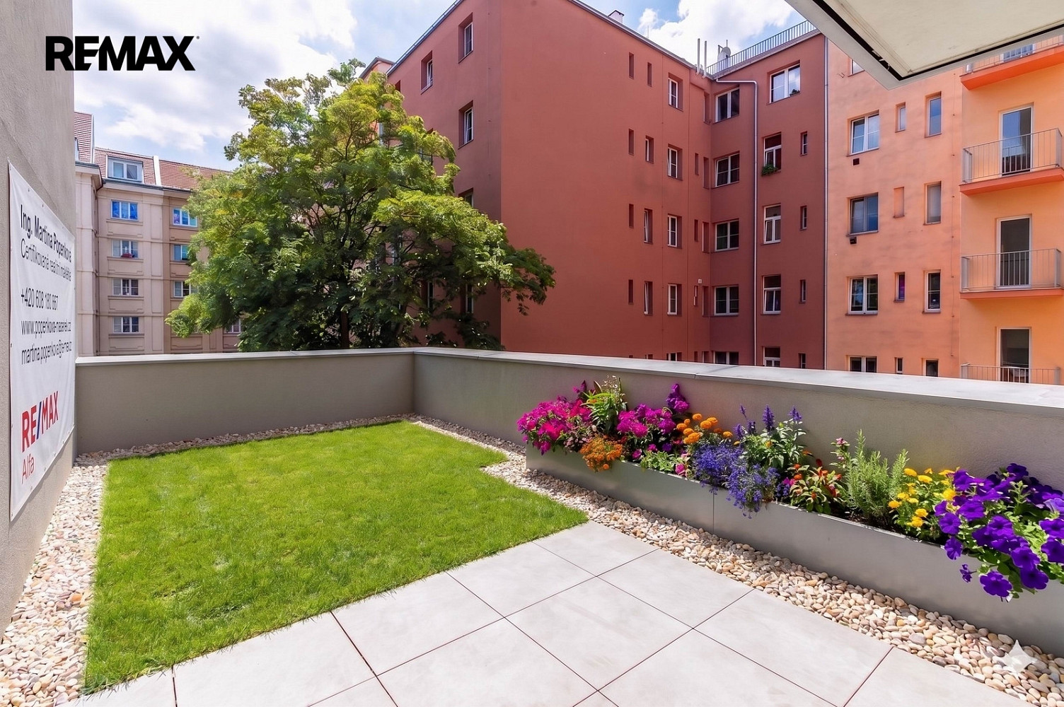Pronájem bytu 1+kk 48 m² — photo 3