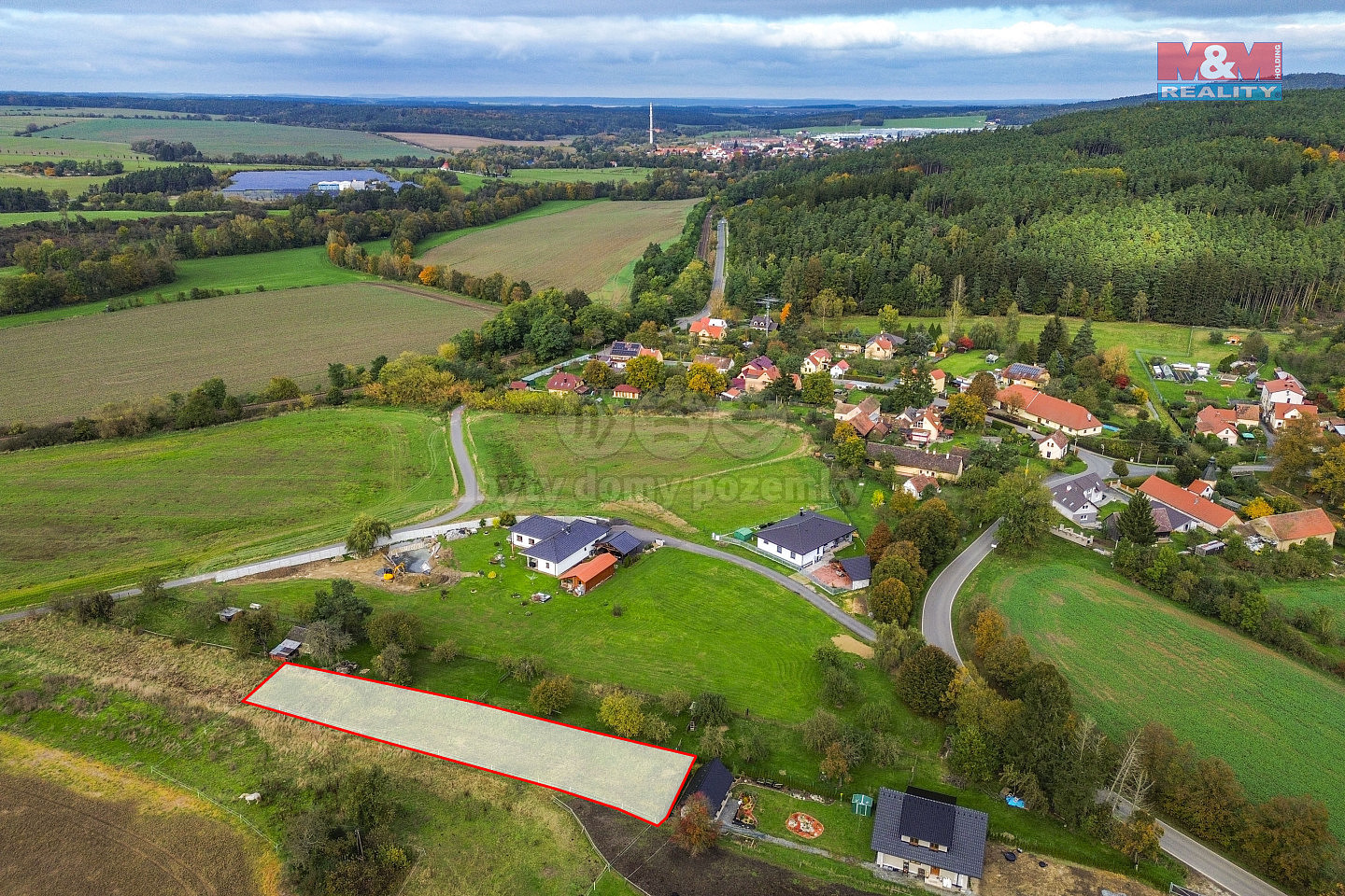 Prodej stavebního pozemku 942 m² — photo 2