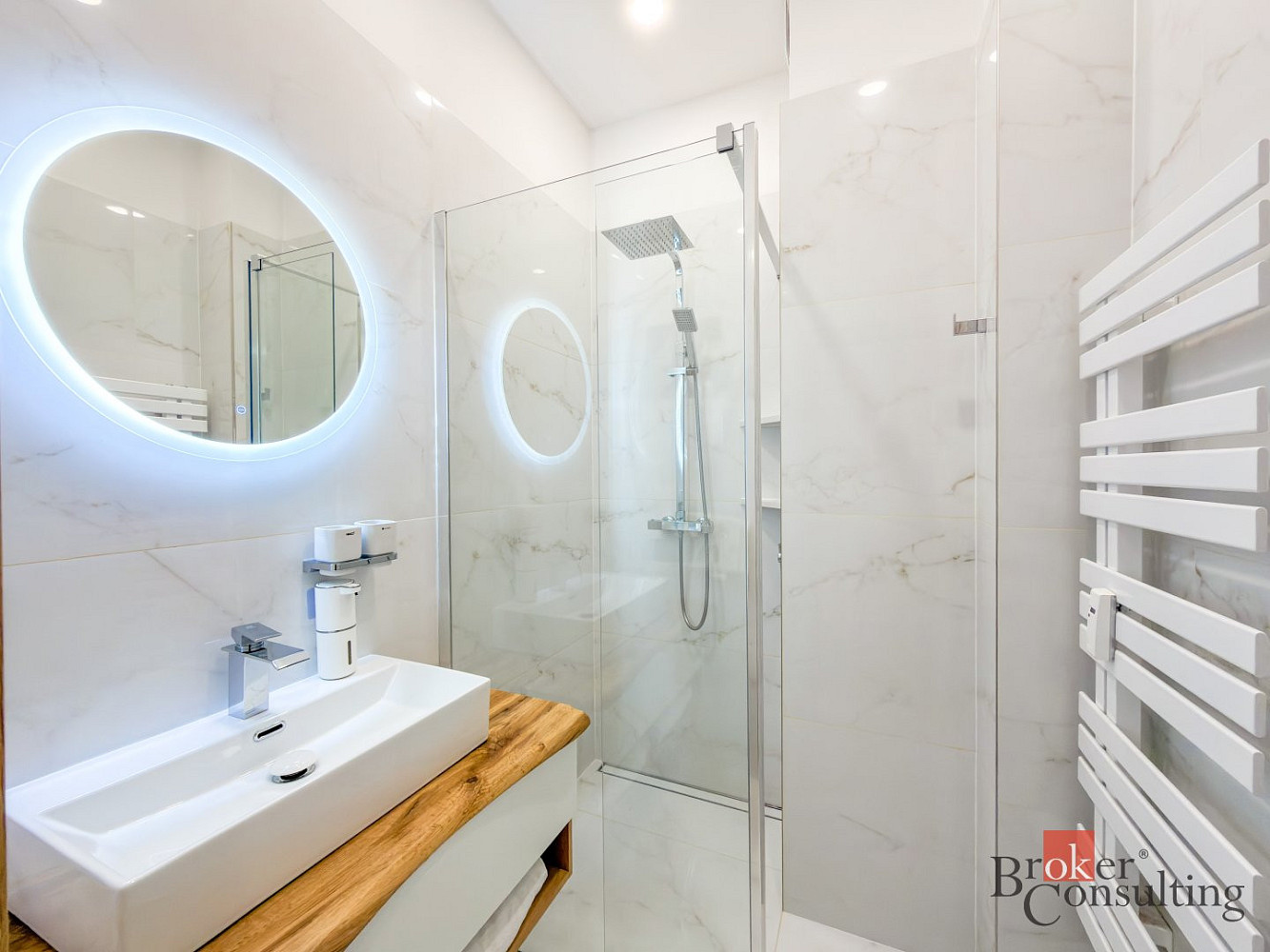 Pronájem bytu 3+1 90 m² – fotografie 2