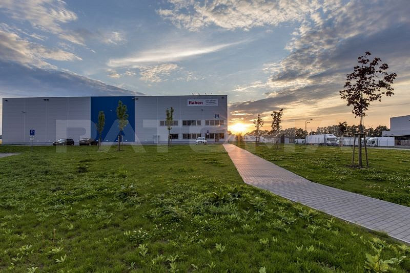 Pronájem skladovacích prostor 1.368 m² v průmyslové zóně v Olomouci. – pohled 2