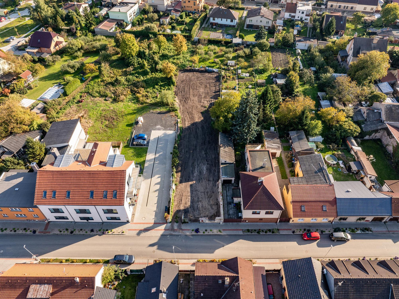 Prodej stavebního pozemku 950 m² — photo 3