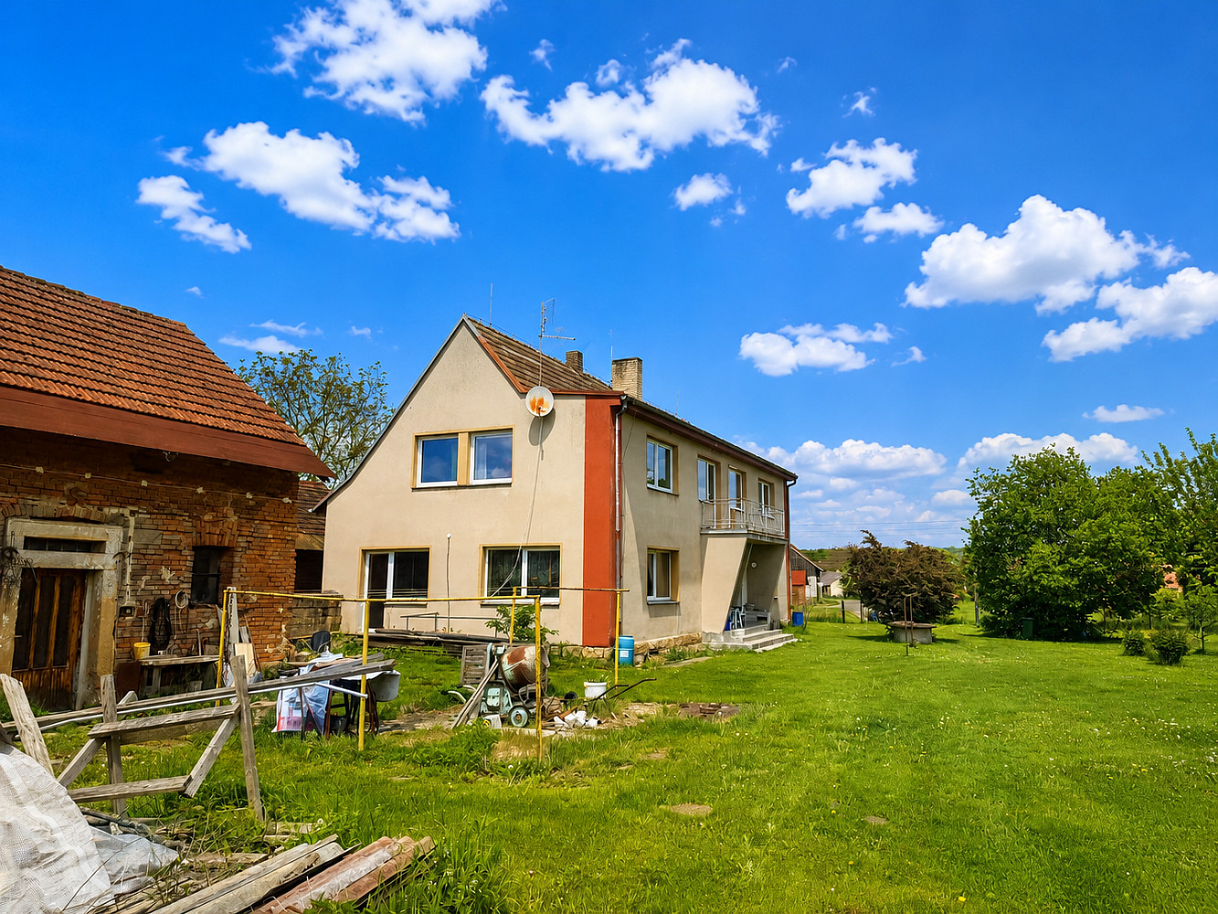 Prodej domu 200 m² s pozemkem 5 269 m² – fotografie 2