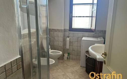 Prodej bytu 3+kk 105 m², Scarlino Scalo, Itálie