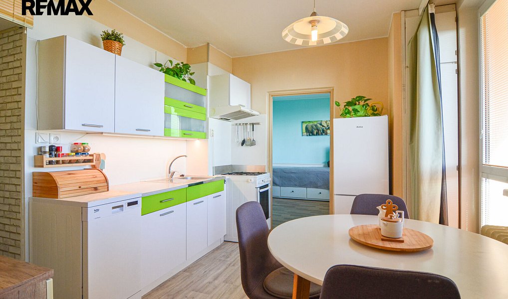 Prodej bytu 3+1 70 m², Břeclav – náhled fotky 2