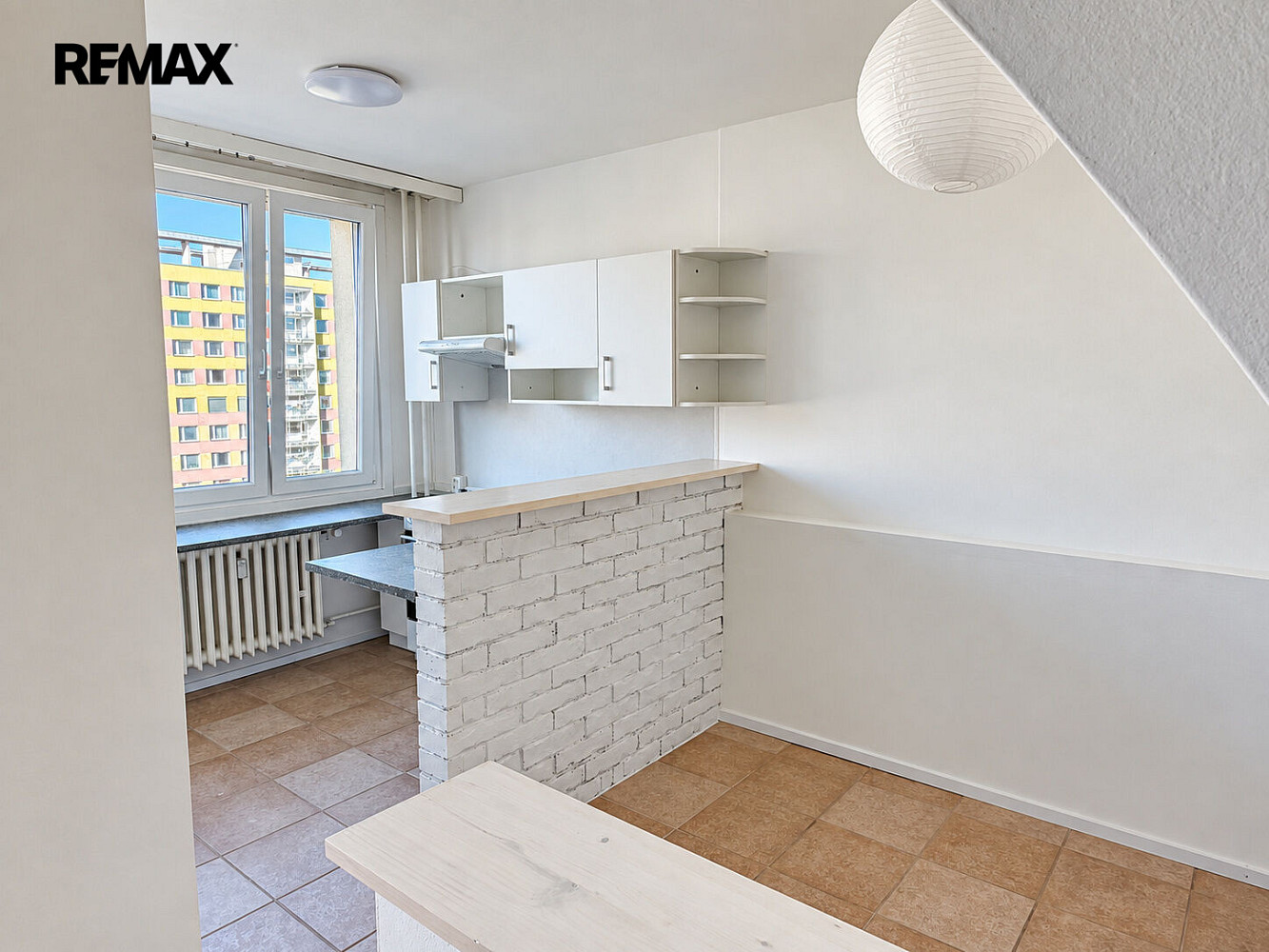 Pronájem bytu 2+1 63 m² – fotografie 3